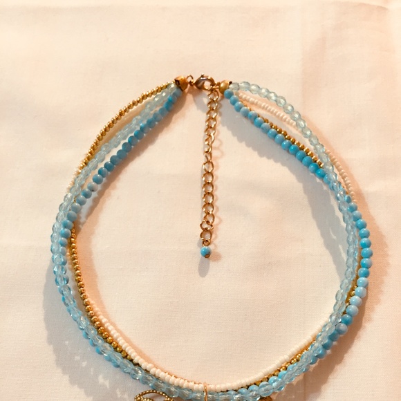 GIRL'S NECKLACE WITH A FILIGREE BUTTERFLY PENDANT - Picture 3 of 3